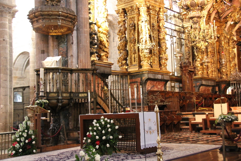 Santiago De Compostela Cathedral Interior Travel Inspires