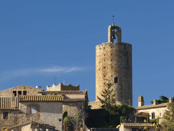 pals-spain-things-to-do-see-travel-inspires